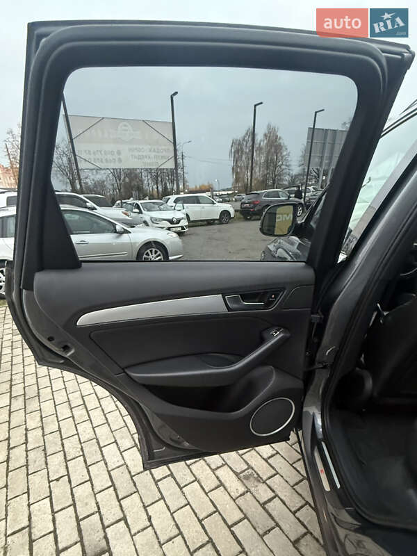 Внедорожник / Кроссовер Audi Q5 2016 в Ровно