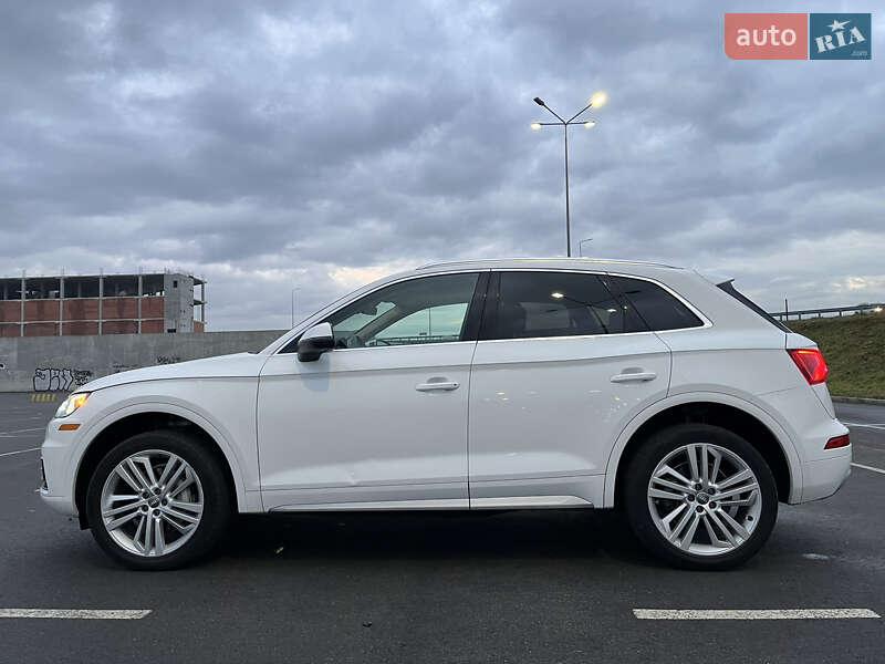Внедорожник / Кроссовер Audi Q5 2018 в Львове