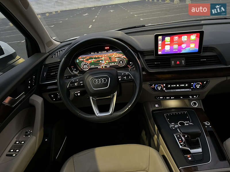 Внедорожник / Кроссовер Audi Q5 2018 в Львове