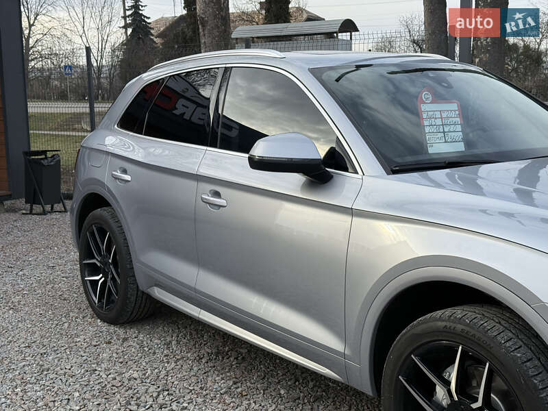 Внедорожник / Кроссовер Audi Q5 2018 в Стрые