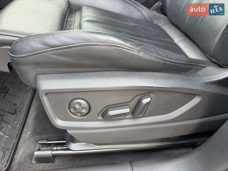 Внедорожник / Кроссовер Audi Q5 2018 в Стрые