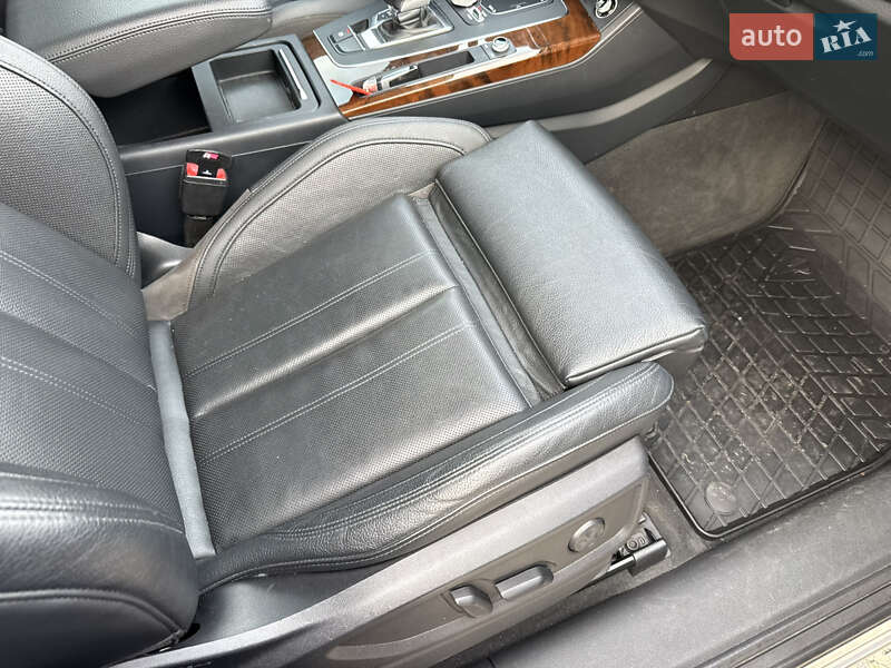 Внедорожник / Кроссовер Audi Q5 2018 в Стрые