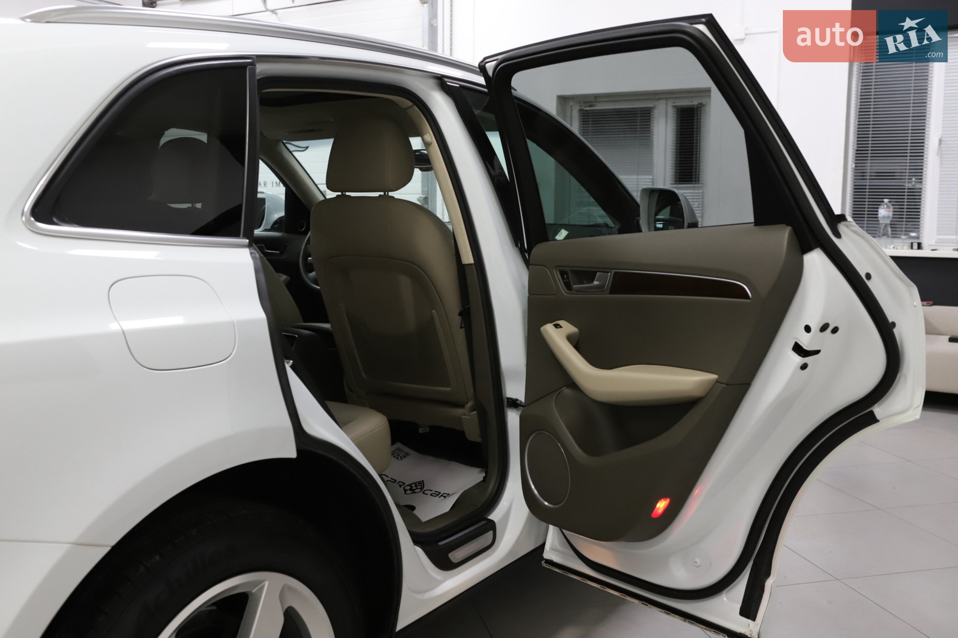 2012 Audi Q5 - мініатюра 111