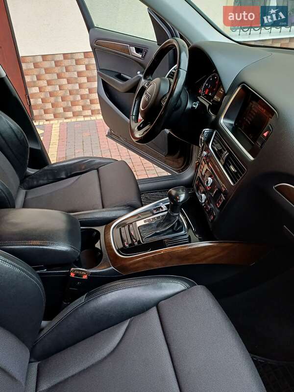 Внедорожник / Кроссовер Audi Q5 2014 в Ивано-Франковске