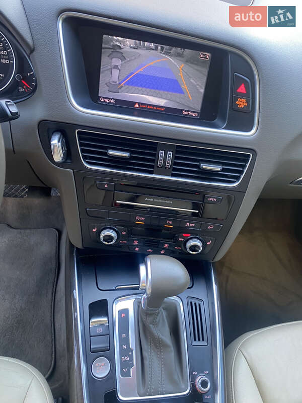 Внедорожник / Кроссовер Audi Q5 2014 в Луцке