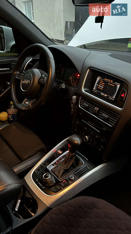 Внедорожник / Кроссовер Audi Q5 2013 в Каменец-Подольском