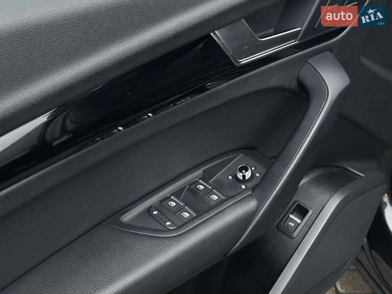 Внедорожник / Кроссовер Audi Q5 2019 в Бродах