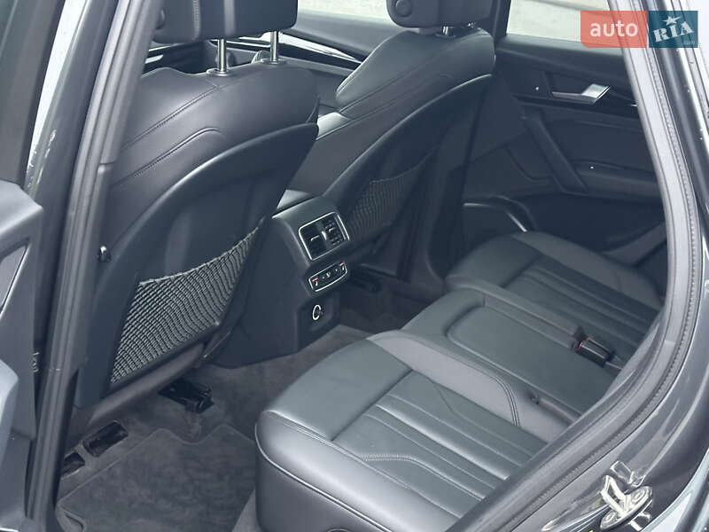 Внедорожник / Кроссовер Audi Q5 2019 в Бродах