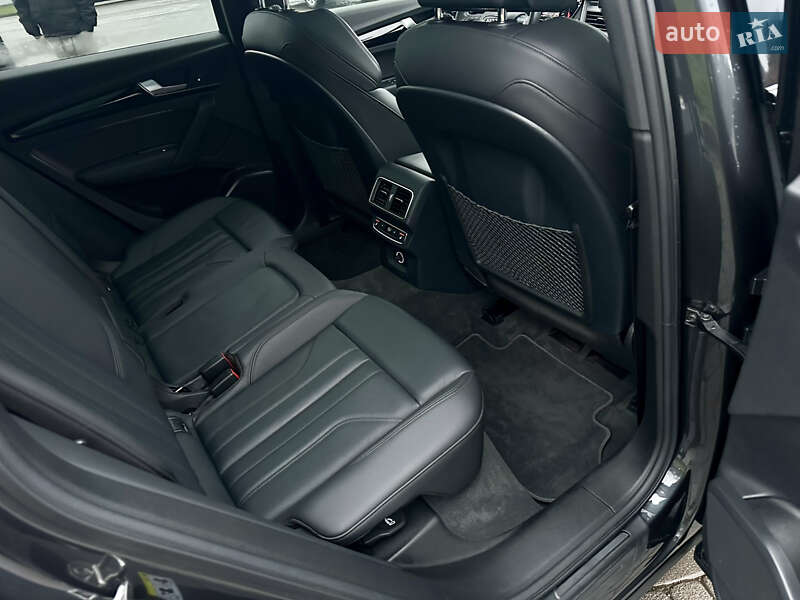 Внедорожник / Кроссовер Audi Q5 2019 в Бродах