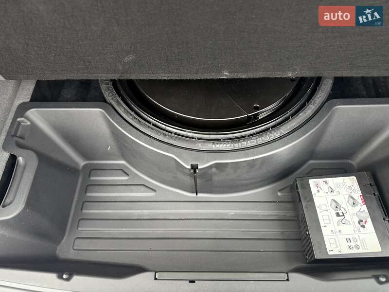 Внедорожник / Кроссовер Audi Q5 2016 в Стрые