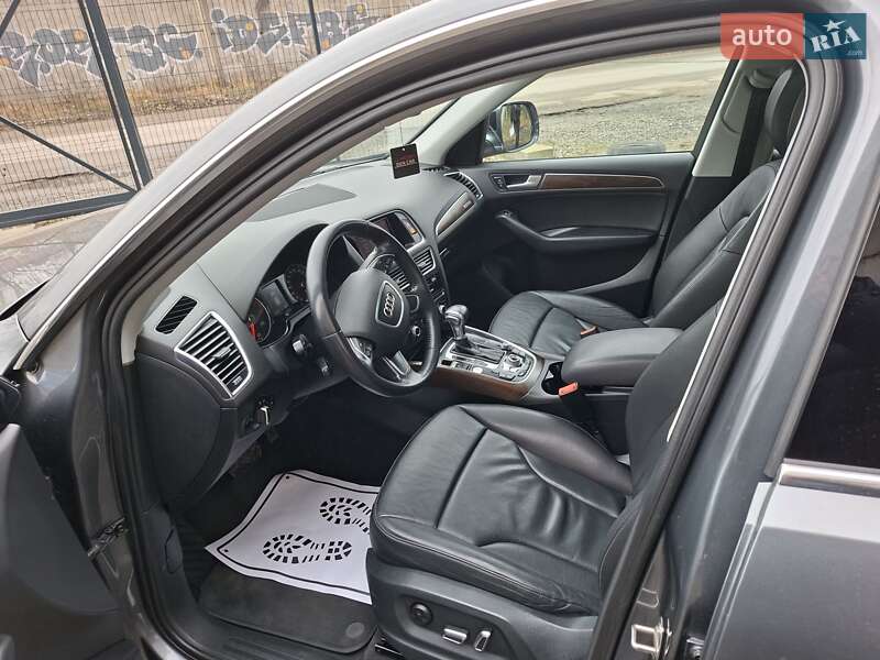 Внедорожник / Кроссовер Audi Q5 2015 в Луцке