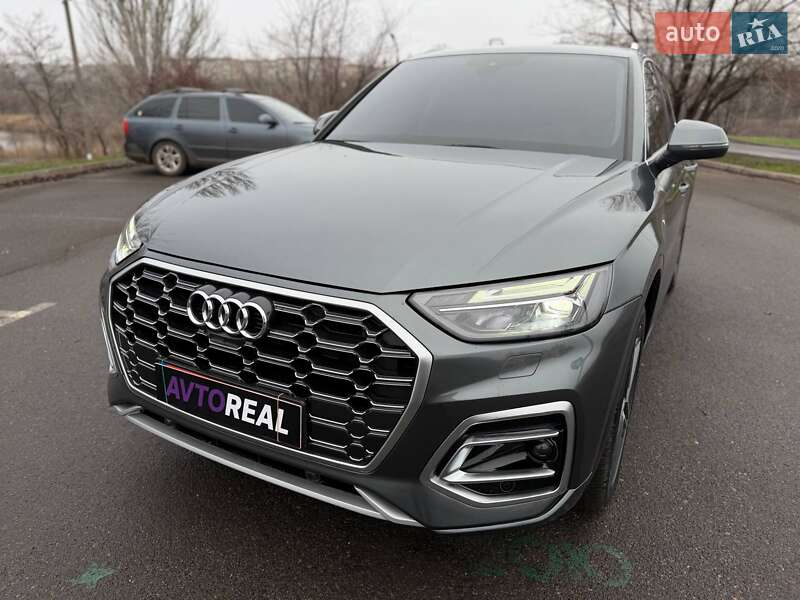 Внедорожник / Кроссовер Audi Q5 2021 в Кривом Роге