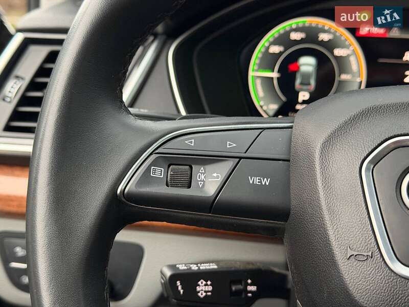 Внедорожник / Кроссовер Audi Q5 2021 в Кривом Роге