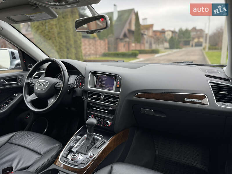 Внедорожник / Кроссовер Audi Q5 2016 в Ровно