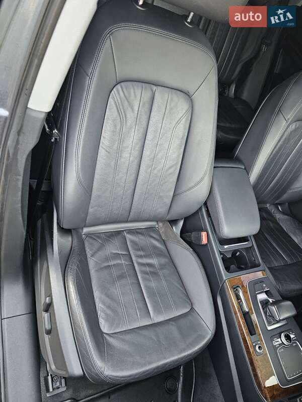 Внедорожник / Кроссовер Audi Q5 2017 в Луцке