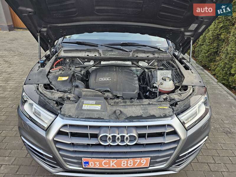 Внедорожник / Кроссовер Audi Q5 2017 в Луцке