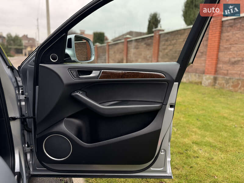 Внедорожник / Кроссовер Audi Q5 2016 в Ровно