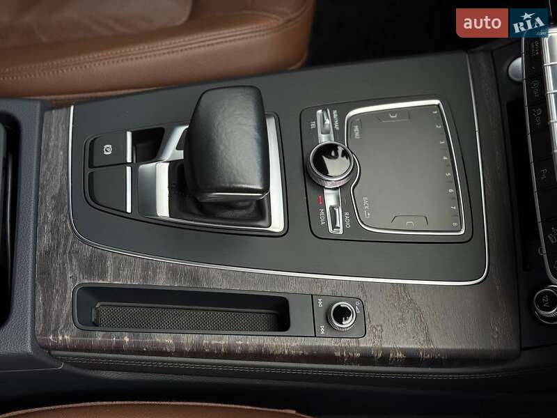 Внедорожник / Кроссовер Audi Q5 2018 в Ровно