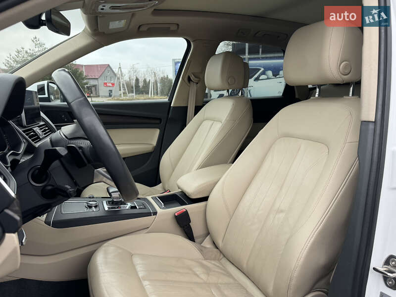 Позашляховик / Кросовер Audi Q5 2018 в Самборі