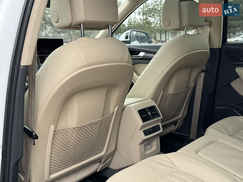 Позашляховик / Кросовер Audi Q5 2018 в Самборі