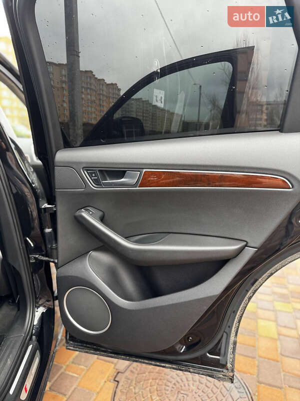 Позашляховик / Кросовер Audi Q5 2012 в Києві