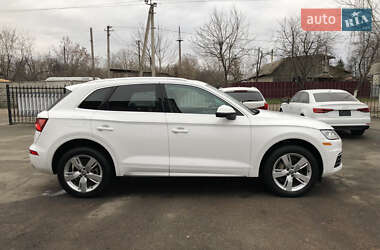 Внедорожник / Кроссовер Audi Q5 2018 в Ирпене