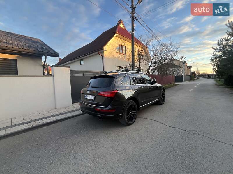 Позашляховик / Кросовер Audi Q5 2015 в Виноградові