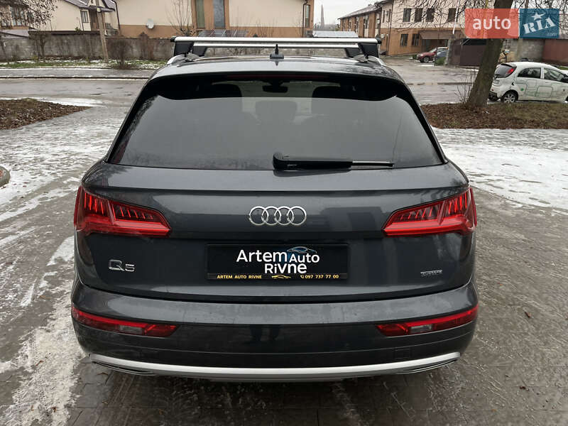 Позашляховик / Кросовер Audi Q5 2020 в Рівному