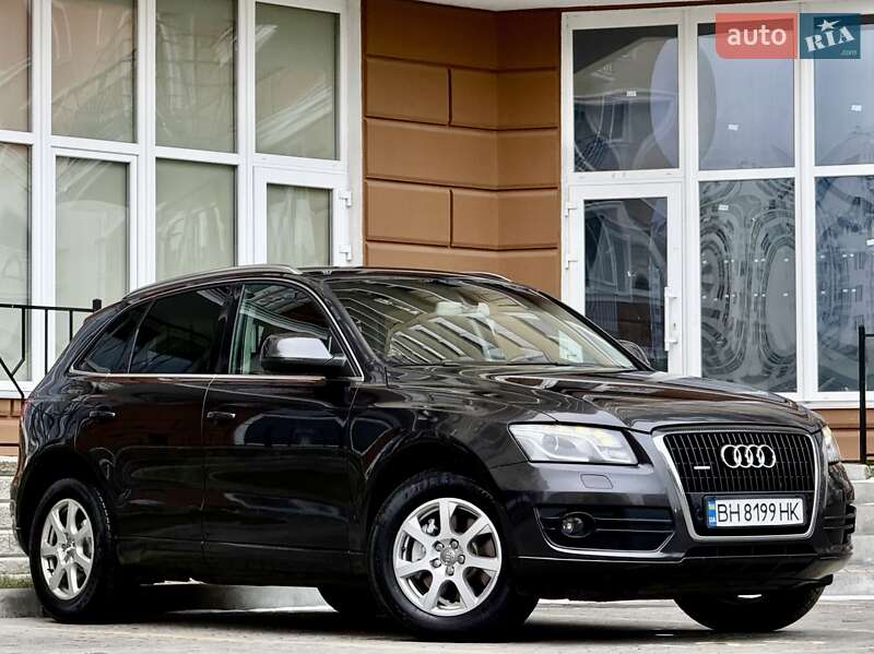 Внедорожник / Кроссовер Audi Q5 2009 в Одессе