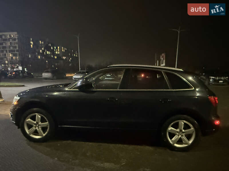 Внедорожник / Кроссовер Audi Q5 2011 в Львове