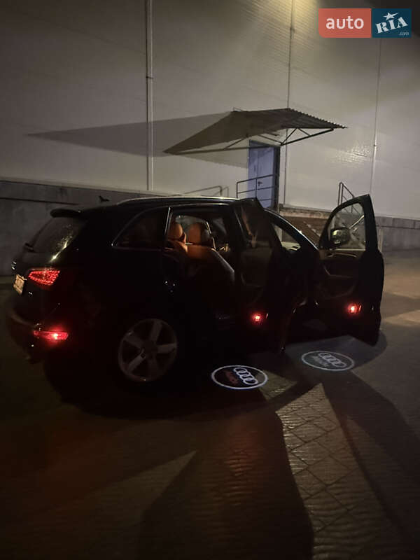 Внедорожник / Кроссовер Audi Q5 2011 в Львове