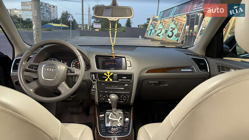 Позашляховик / Кросовер Audi Q5 2011 в Полтаві фото 22 Позашляховик / Кросовер Audi Q5 2011 в Полтаві
