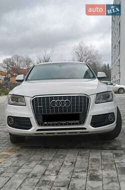 Позашляховик / Кросовер Audi Q5 2013 в Ужгороді