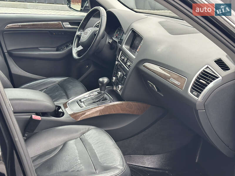 Внедорожник / Кроссовер Audi Q5 2015 в Виноградове