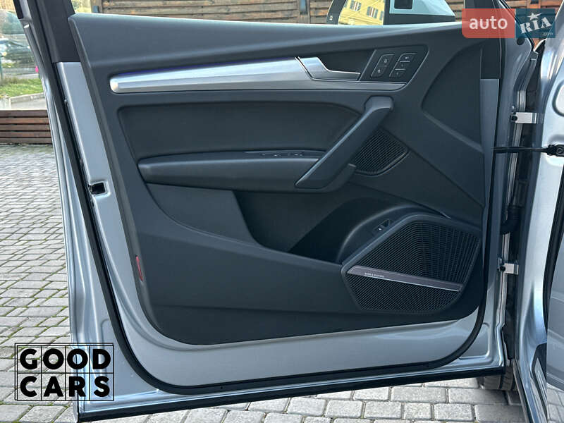 Позашляховик / Кросовер Audi Q5 2020 в Одесі