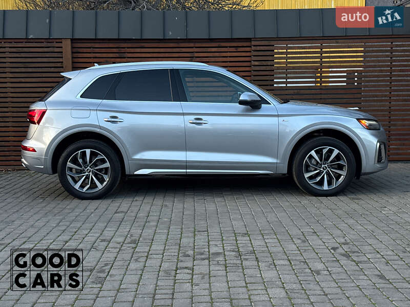 Позашляховик / Кросовер Audi Q5 2020 в Одесі