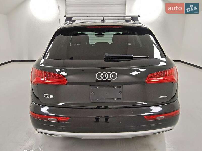 Внедорожник / Кроссовер Audi Q5 2019 в Днепре