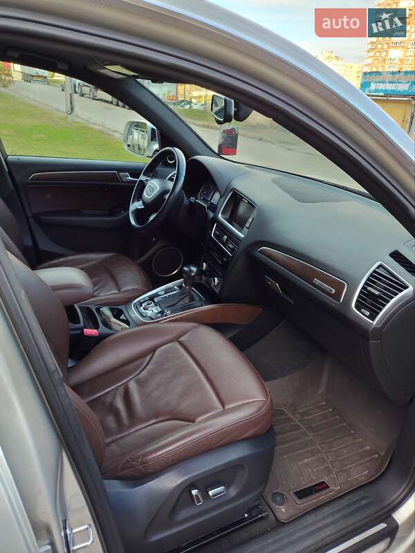 Позашляховик / Кросовер Audi Q5 2016 в Києві фото 14 Позашляховик / Кросовер Audi Q5 2016 в Києві