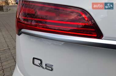 Внедорожник / Кроссовер Audi Q5 2022 в Одессе
