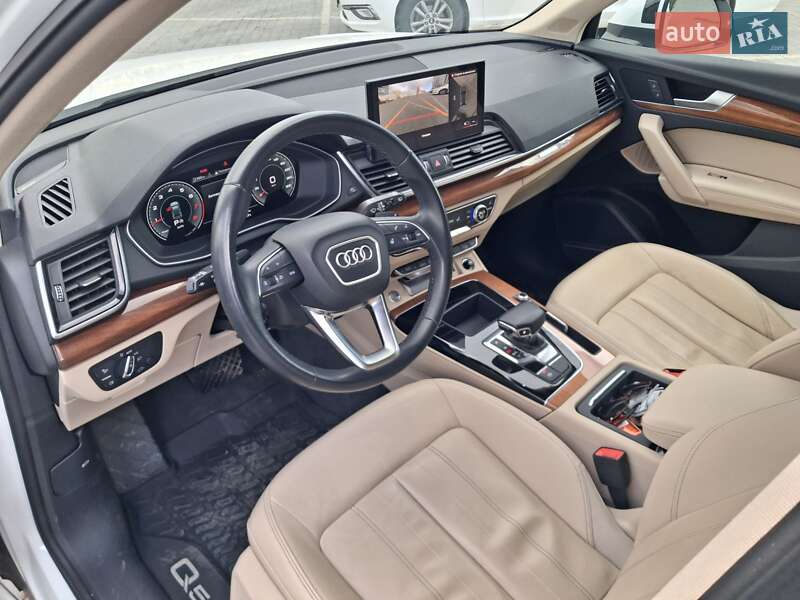 Внедорожник / Кроссовер Audi Q5 2022 в Одессе