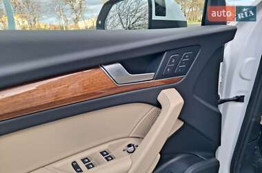 Внедорожник / Кроссовер Audi Q5 2022 в Одессе