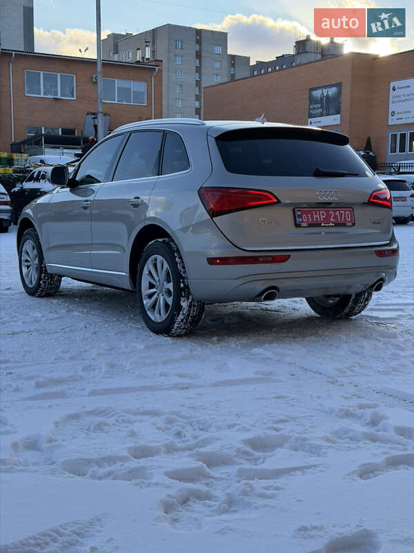 Внедорожник / Кроссовер Audi Q5 2015 в Луцке