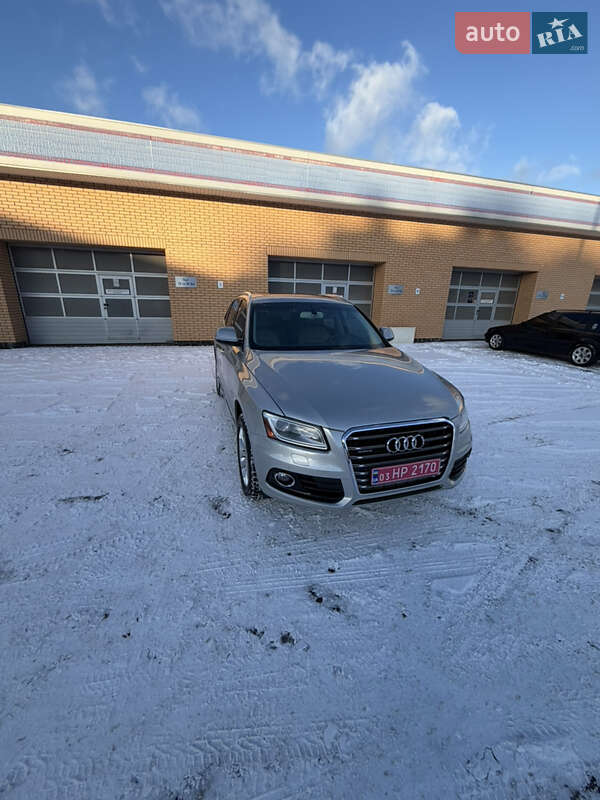 Внедорожник / Кроссовер Audi Q5 2015 в Луцке