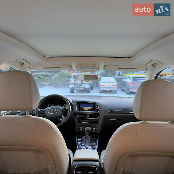 Внедорожник / Кроссовер Audi Q5 2015 в Луцке