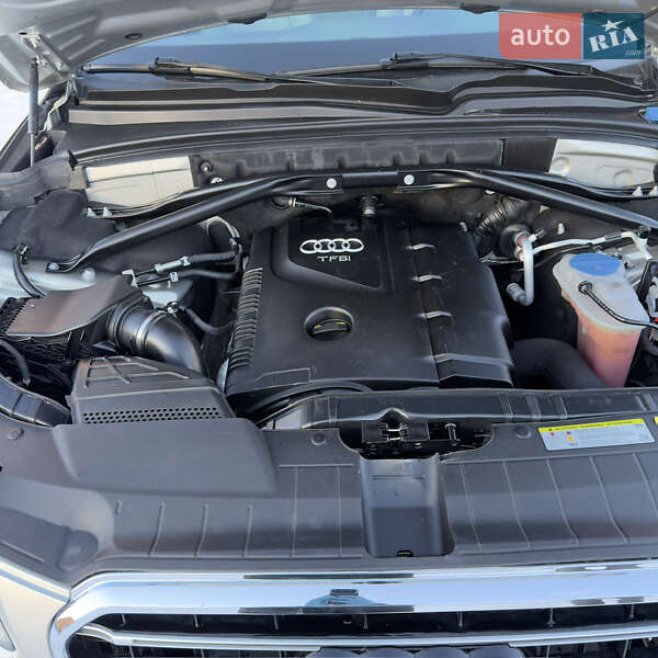 Внедорожник / Кроссовер Audi Q5 2015 в Луцке