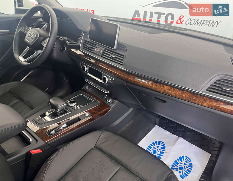 Внедорожник / Кроссовер Audi Q5 2017 в Львове