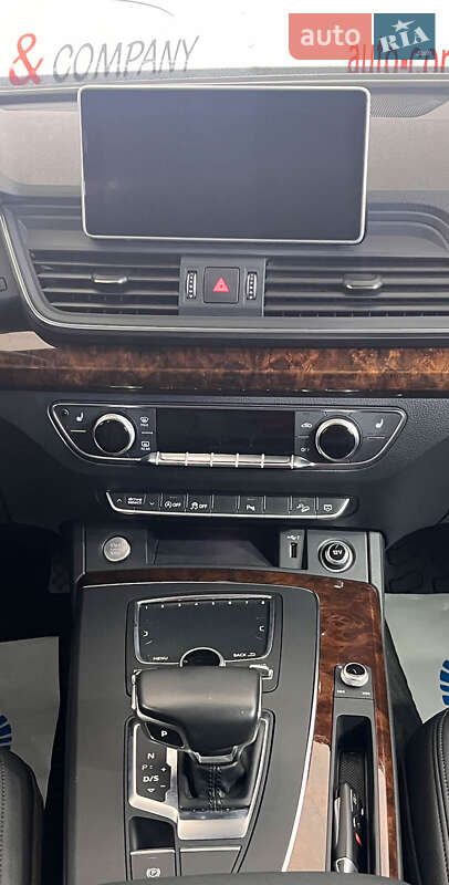 Внедорожник / Кроссовер Audi Q5 2017 в Львове