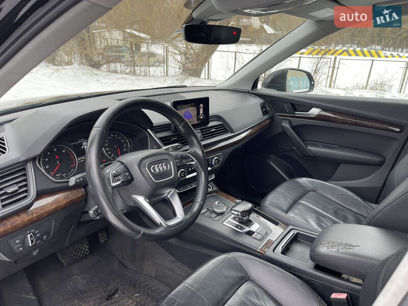 Внедорожник / Кроссовер Audi Q5 2017 в Ровно фото 15 Внедорожник / Кроссовер Audi Q5 2017 в Ровно