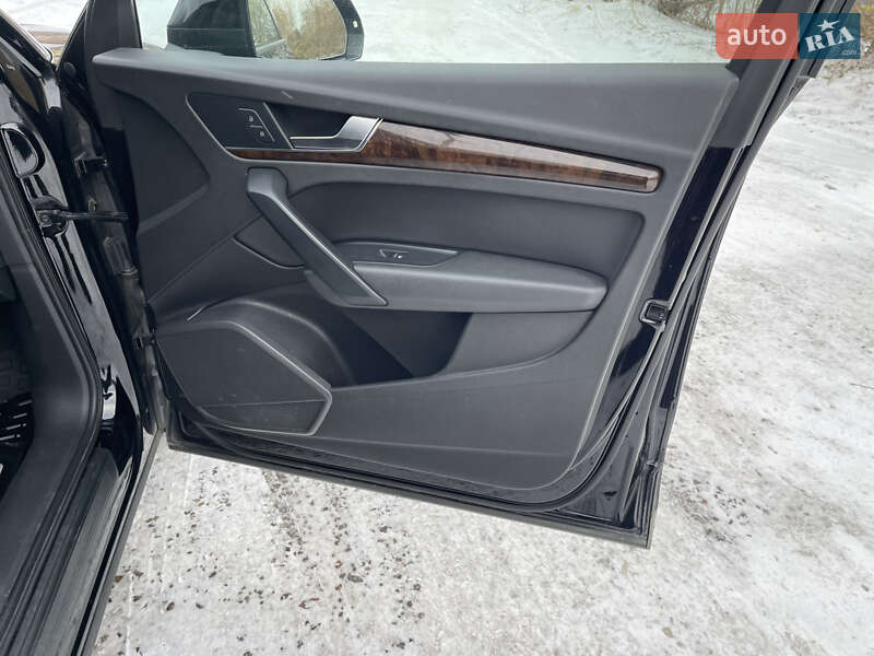 Внедорожник / Кроссовер Audi Q5 2017 в Ровно фото 28 Внедорожник / Кроссовер Audi Q5 2017 в Ровно