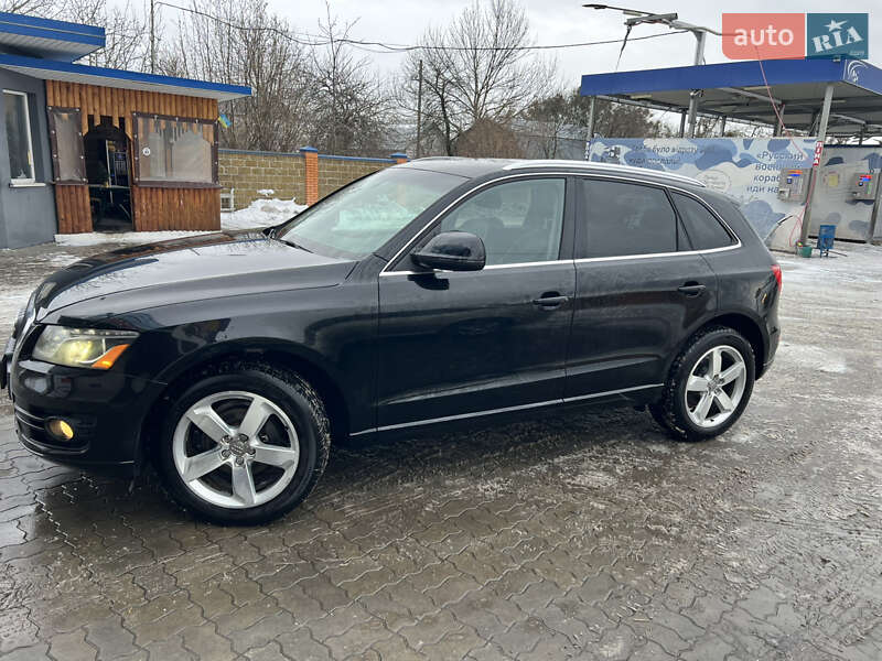 Внедорожник / Кроссовер Audi Q5 2011 в Владимире